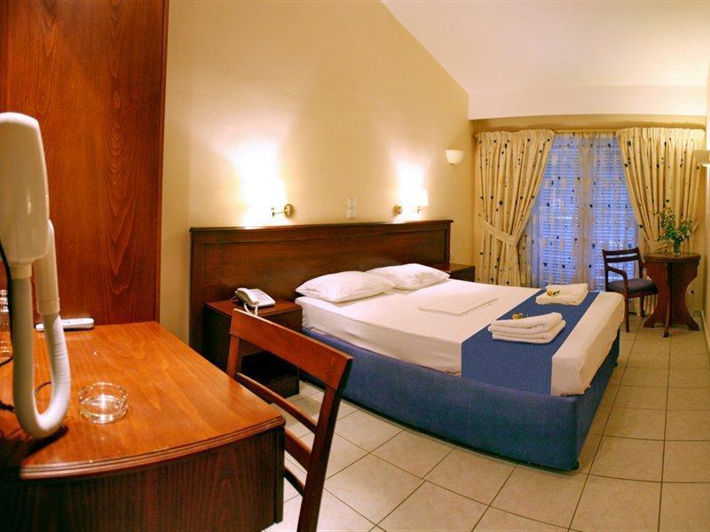 Sandy Bay Hotel Plomari Esterno foto