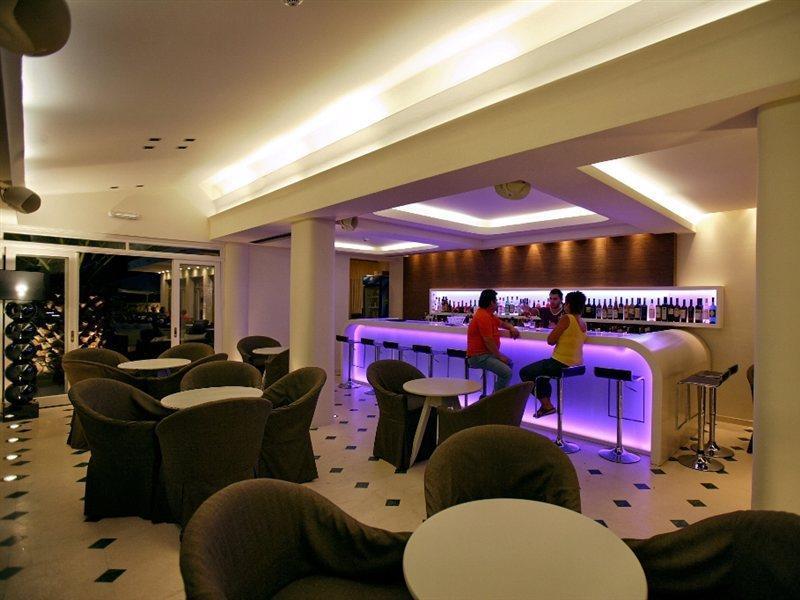 Sandy Bay Hotel Plomari Esterno foto