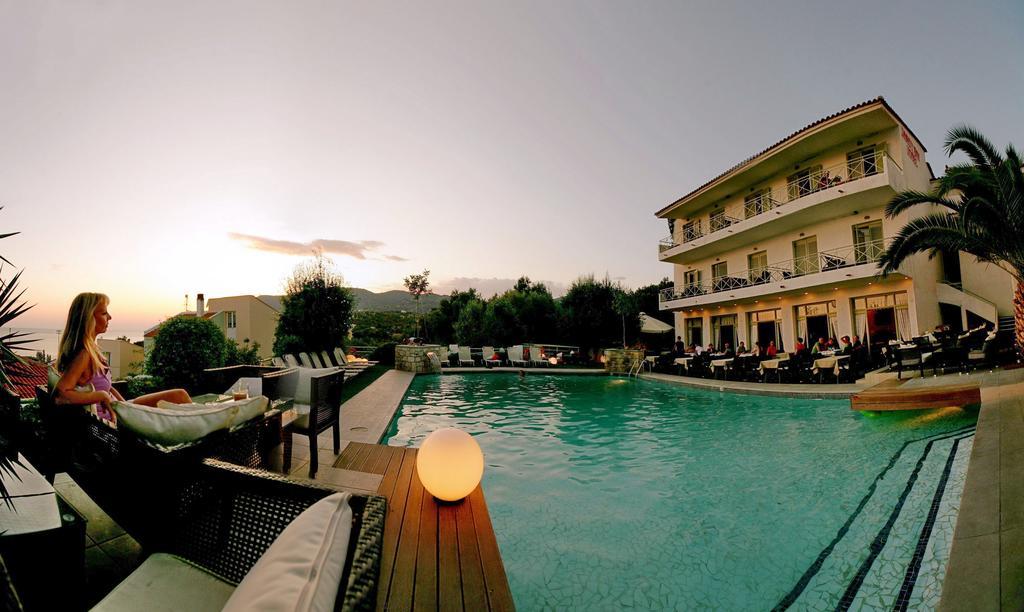Sandy Bay Hotel Plomari Esterno foto