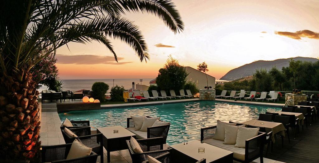 Sandy Bay Hotel Plomari Esterno foto