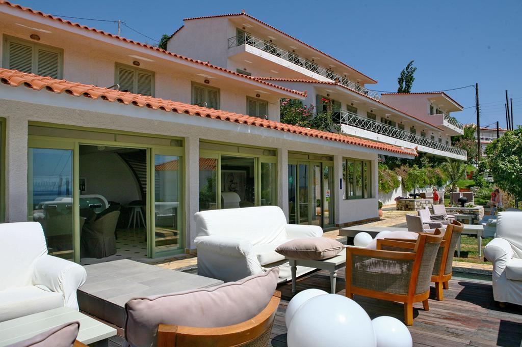 Sandy Bay Hotel Plomari Esterno foto